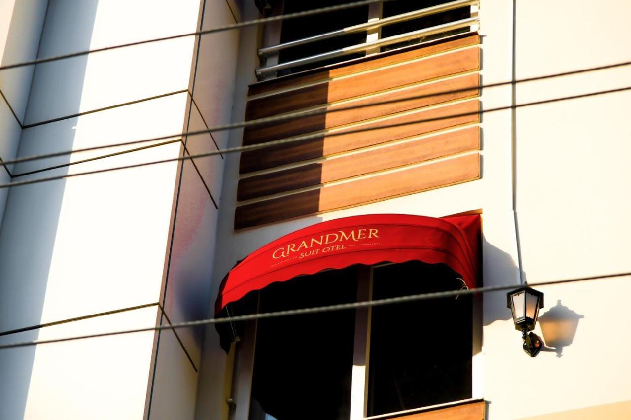 Grandmer Suit Otel Mezitli Buitenkant foto