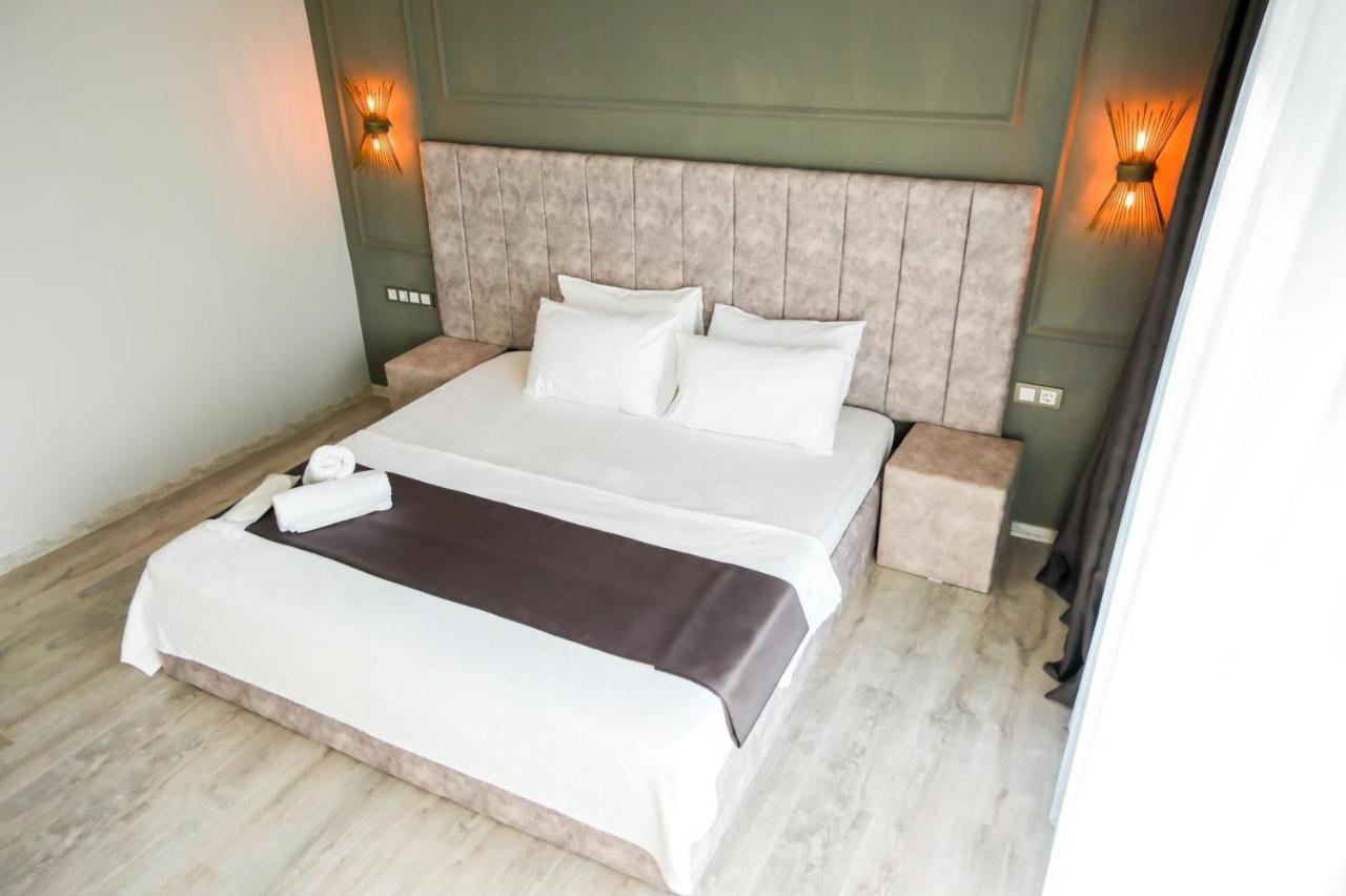 Grandmer Suit Otel Mezitli Buitenkant foto